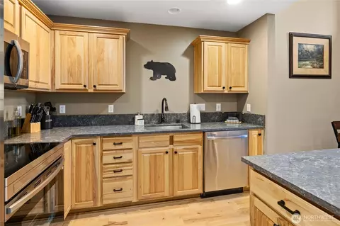Kitchen - 200 Clearwater Loop #3, Ronald, WA 98940 photo 3 of 3