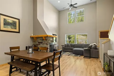 Dining - 200 Clearwater Loop #3, Ronald, WA 98940 photo 1 of 2