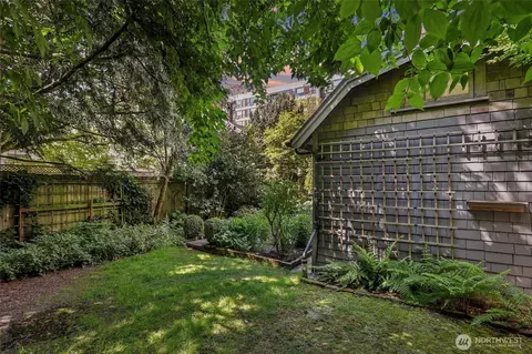 118 10th Ave E, Seattle, WA 98102 photo 30