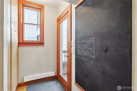 118 10th Ave E, Seattle, WA 98102 photo 15