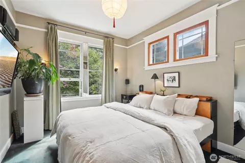 118 10th Ave E, Seattle, WA 98102 photo 16