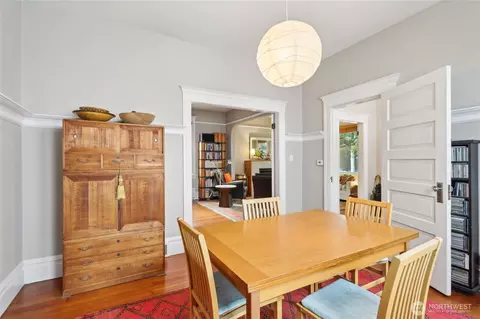 118 10th Ave E, Seattle, WA 98102 photo 9