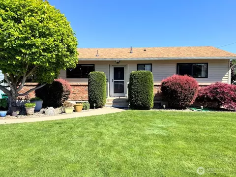 1222 Leanne Pl, Wenatchee, WA 98801