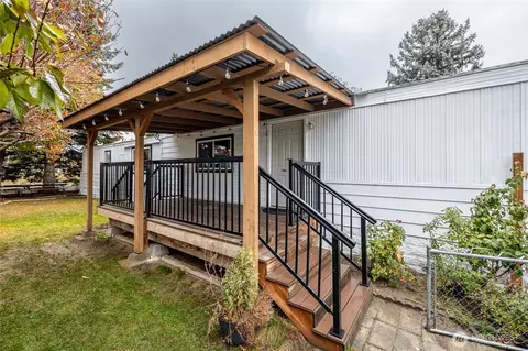 211 Pace Dr #16, East Wenatchee, WA 98802
