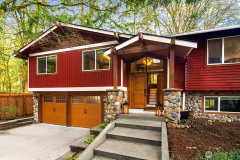 16522 SE 43rd St, Bellevue, WA 98006