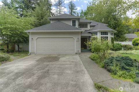 9515 Amanda Dr NE, Olympia, WA 98516