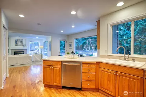Kitchen - 3018 145th Pl SE, Mill Creek, WA 98012 photo 1 of 7
