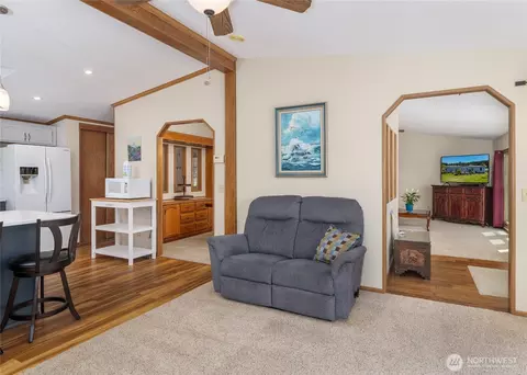 54 Springwater Ln, Sequim, WA 98382 photo 5
