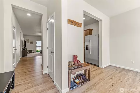 Entry Way - 31403 120th Pl SE, Sultan, WA 98294 photo 1 of 3