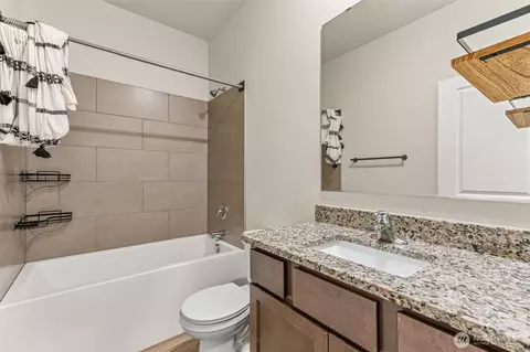 Bath - 31403 120th Pl SE, Sultan, WA 98294 photo 1 of 4