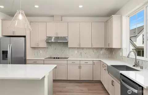 Kitchen - 20341 90th Dr NE #F, Bothell, WA 98011 photo 3 of 3