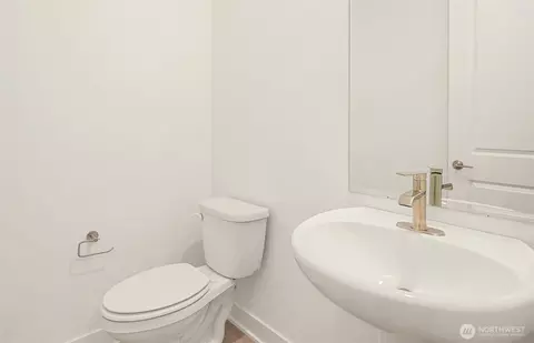 Bath - 20341 90th Dr NE #F, Bothell, WA 98011 photo 2 of 5