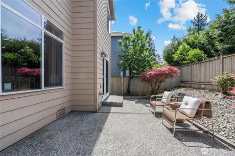 Exterior - 9528 25th Dr SE, Everett, WA 98208 photo 4 of 4