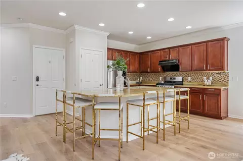 Kitchen - 9528 25th Dr SE, Everett, WA 98208 photo 6 of 6