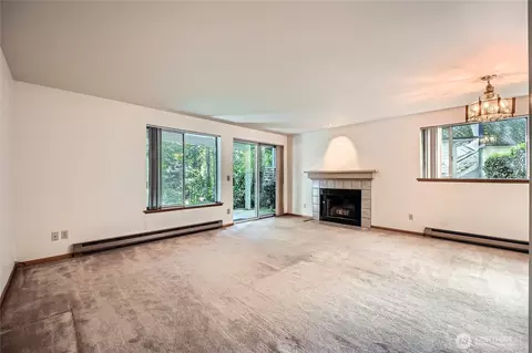 Living - 9816 NE 142nd Pl #E102, Kirkland, WA 98034 photo 2 of 3