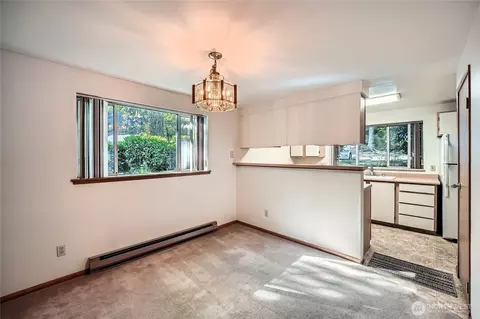 Dining - 9816 NE 142nd Pl #E102, Kirkland, WA 98034 photo 1 of 1
