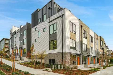 261 E Louisa St, Seattle, WA 98102