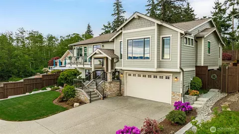 1410 Latitude Cir, Anacortes, WA 98221