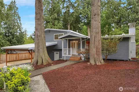 13726 1st Pl W, Everett, WA 98208