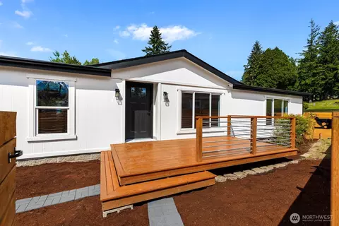 1314 Whitney Ave, Bremerton, WA 98312