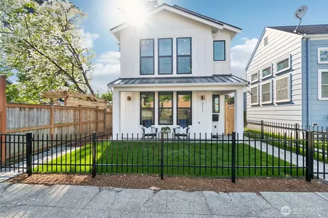 5111 6th Ave NW, Seattle, WA 98107