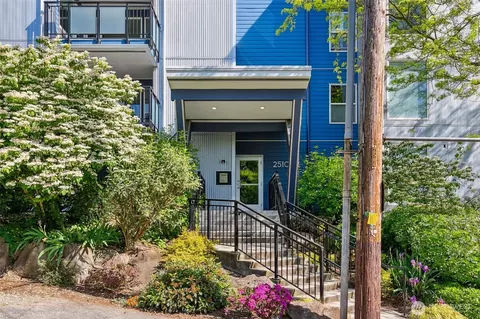 2510 W Bertona St #435, Seattle, WA 98199