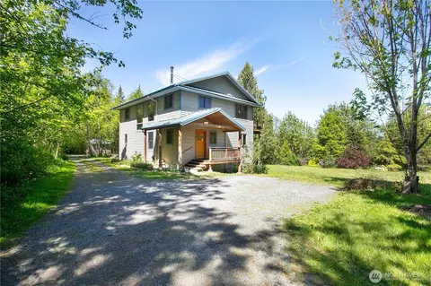 5483 Noon Rd, Bellingham, WA 98226