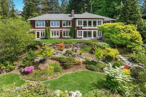 6740 W Mercer Way, Mercer Island, WA 98040