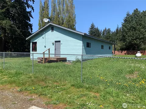 111 3rd St, Port Hadlock, WA 98339