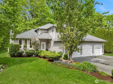 26226 NE 45th St, Redmond, WA 98053