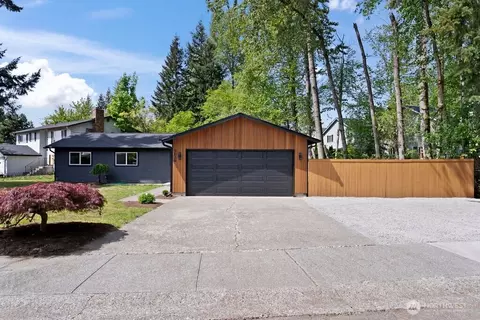 9516 57th Dr NE, Marysville, WA 98270