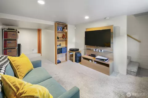 235 29th Ave E, Seattle, WA 98112 photo 22