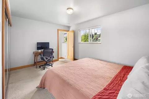 235 29th Ave E, Seattle, WA 98112 photo 14