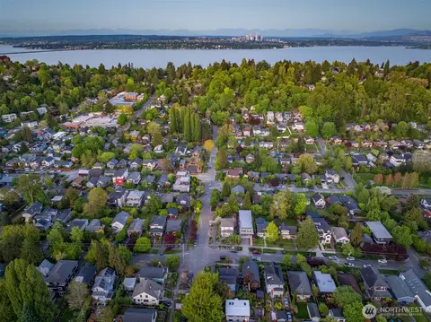 235 29th Ave E, Seattle, WA 98112 photo 36