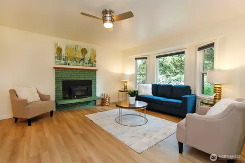 23726 23rd Ave W, Bothell, WA 98021 photo 2