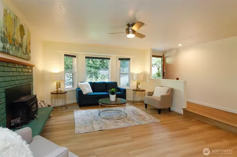 23726 23rd Ave W, Bothell, WA 98021 photo 3
