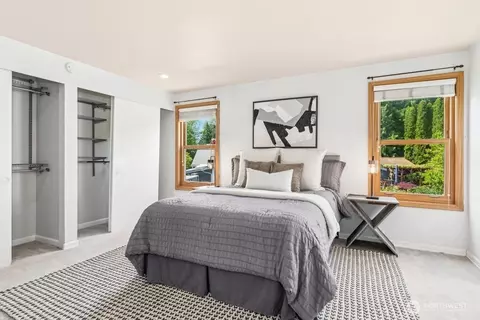 Bedroom - 17528 28th Ave SE, Bothell, WA 98012 photo 1 of 4