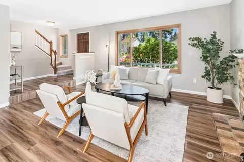 Living - 17528 28th Ave SE, Bothell, WA 98012 photo 1 of 5