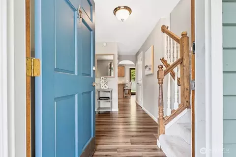 Entry Way - 17528 28th Ave SE, Bothell, WA 98012 photo 1 of 1