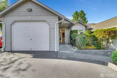 820 N 8th St #D, Mount Vernon, WA 98273