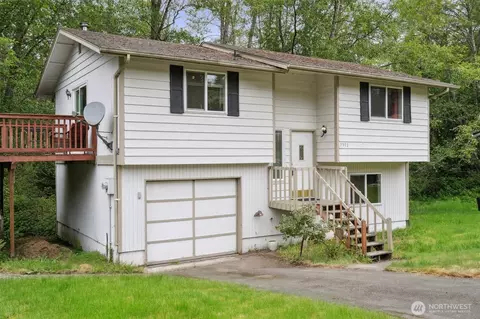 7312 Blackbird Dr NE, Bremerton, WA 98311