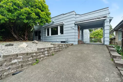 1250 N Broadway St, Aberdeen, WA 98520