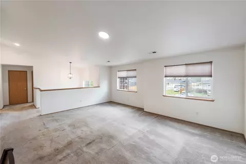 8104 207th St E, Spanaway, WA 98387 photo 7