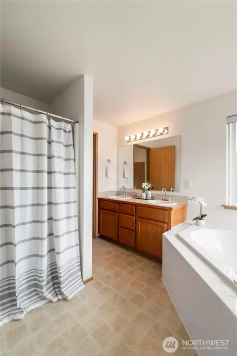 8104 207th St E, Spanaway, WA 98387 photo 21
