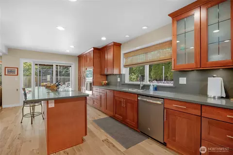 Kitchen - 1401 241st St SE, Bothell, WA 98021 photo 3 of 3