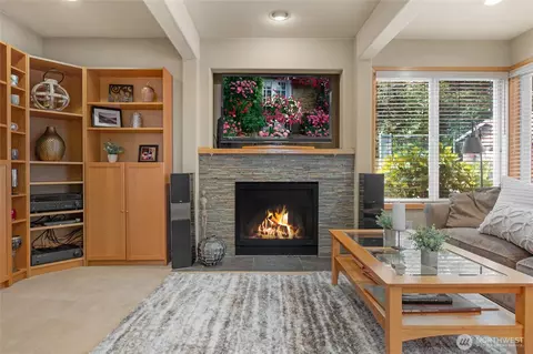 Living - 1401 241st St SE, Bothell, WA 98021 photo 1 of 2