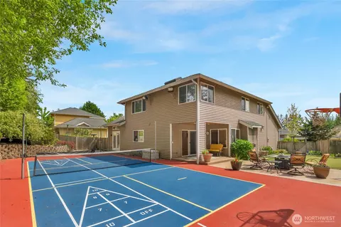 Exterior - 1401 241st St SE, Bothell, WA 98021 photo 6 of 10