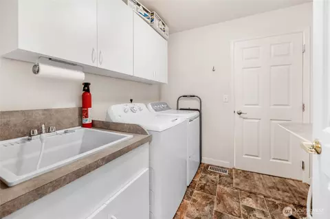 Other - 1401 241st St SE, Bothell, WA 98021 photo 10 of 11