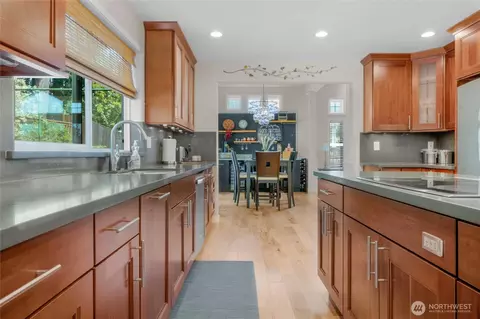 Kitchen - 1401 241st St SE, Bothell, WA 98021 photo 2 of 3