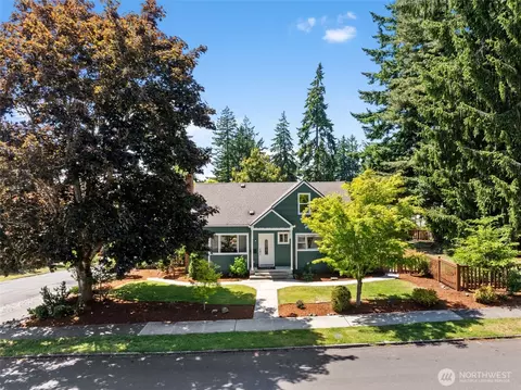 354 Summit Ave, Fircrest, WA 98466